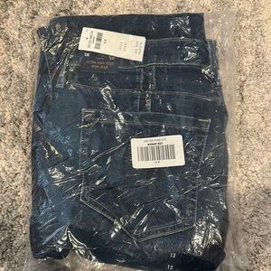 NEVER OPENED Hollister Ultra High Rise Mom Jean